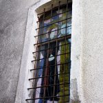 Kardinal Stepinac vitraj; fotografirao Slaven Bandur