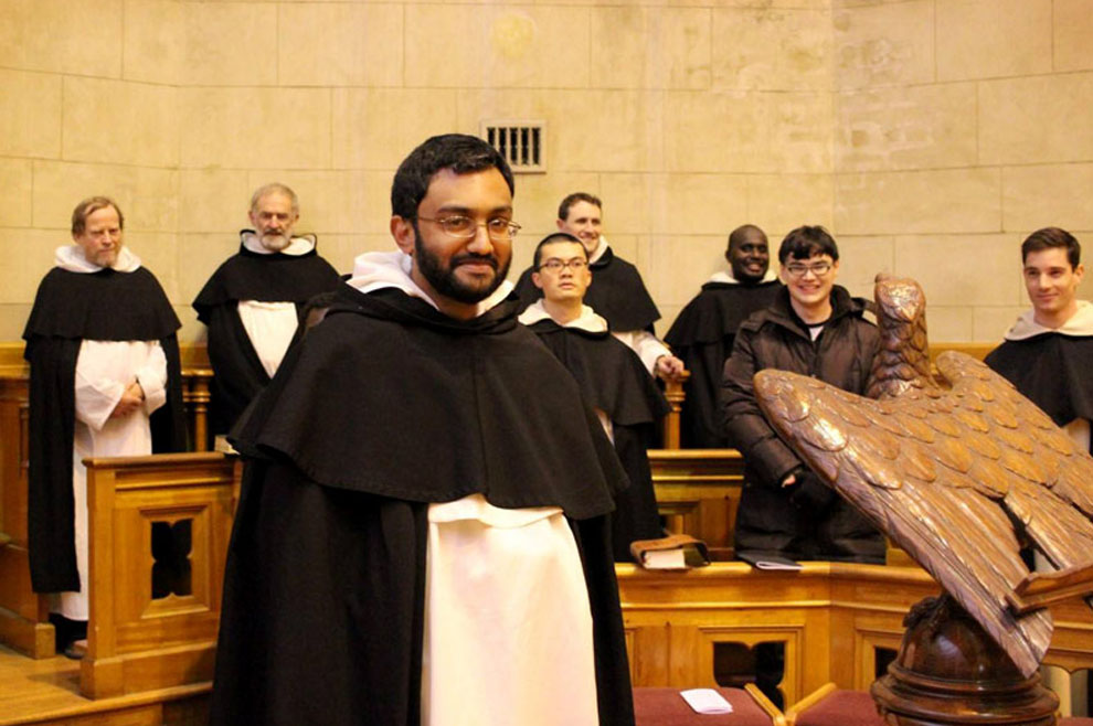 Svjedočanstvo mladog dominikanca: Od hinduista preko ateista i anglikanca do katoličkog svećenika