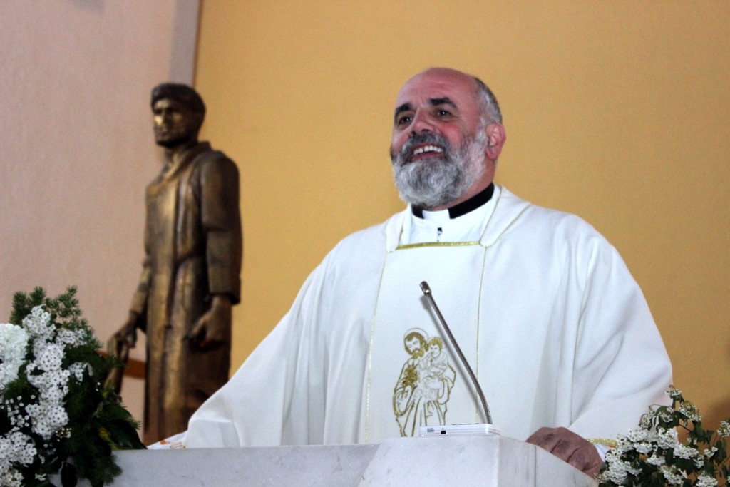 Pater Ike Mandurić