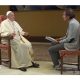 Papa Franjo u televizijskoj emisiji: Ne trebamo razgovarati sa Sotonom, pametniji je od nas
