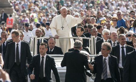Papa Franjo poziva „Izađite na ulice i evangelizirajte. Naviještajte Evanđelje!”