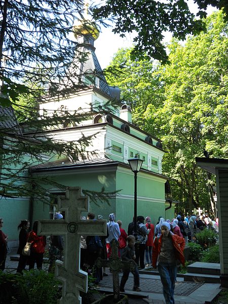 Kapela blažene Ksenije na Smolenskom groblju