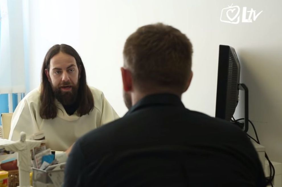VIDEO Odličan skeč 'Božanstvene komedije': kako izgleda razgovor za posao kod Isusa