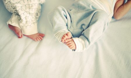 Majci razdvojenih sijamskih blizanki savjetovano da učini pobačaj, a zato što se je odlučila za život - svjedočili smo medicinskom čudu