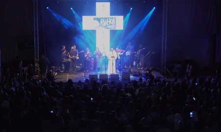 VIDEO Dirljivi trenuci na koncertu 'Rijeka milosti': Svaki je beskućnik važan Isusu