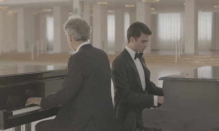 VIDEO Predivan duet Andree Bocellija i njegova sina Mattea za kraj ovoga dana
