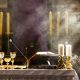 Zašto svećenik ljubi oltar