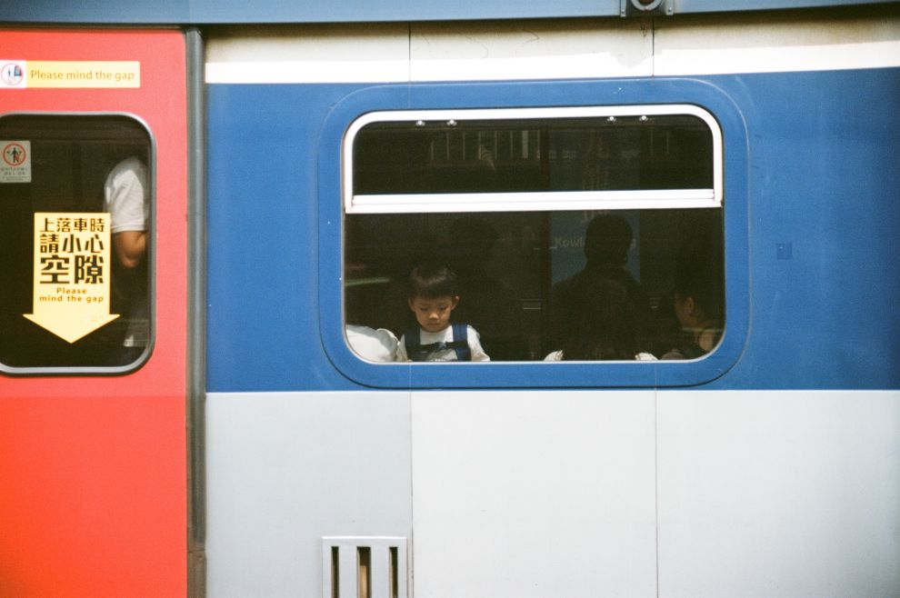 dječak u vlaku