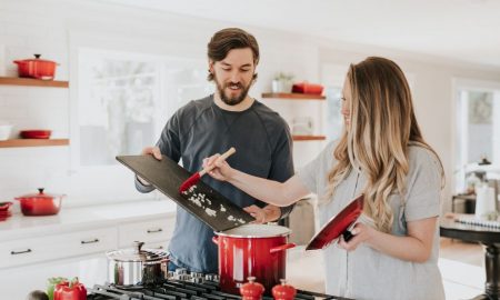 O muževima koji „pomažu“ suprugama u kućanskim poslovima