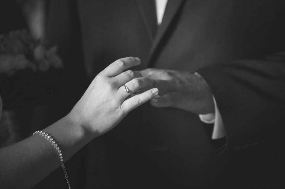 OTAJSTVO BRAČNE POSTELJE Ne razumijemo da u svojoj ženi, svome mužu – susrećemo Boga…