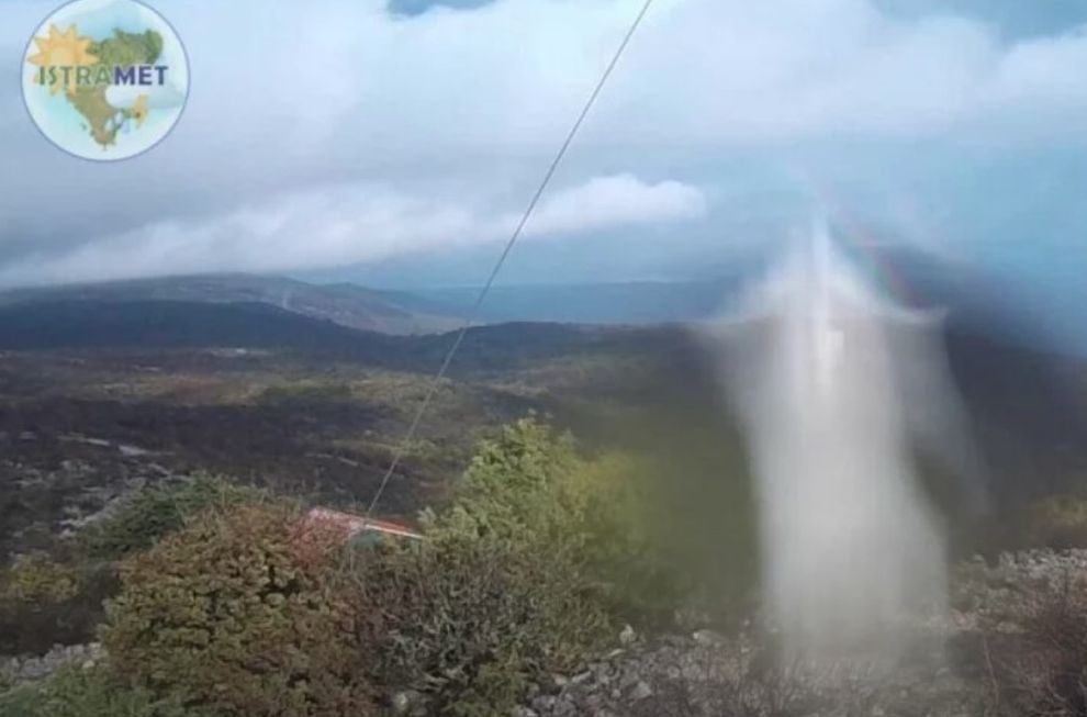 na vrhu križnog puta na Skitači stvorio se prizor za pamćenje